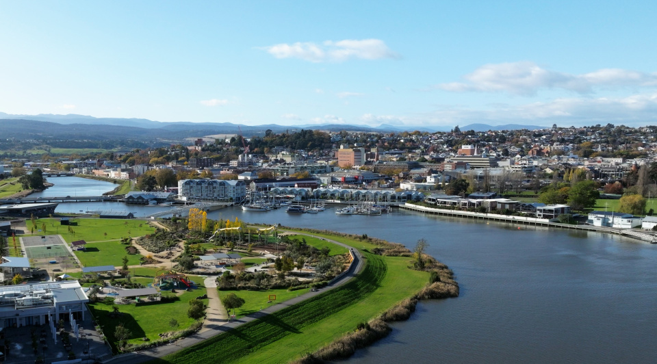 Riverbend Park and Seaport Ideas Ban Q